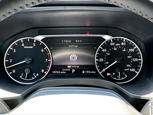 Certified 2025 Nissan Rogue SV FWD image 24