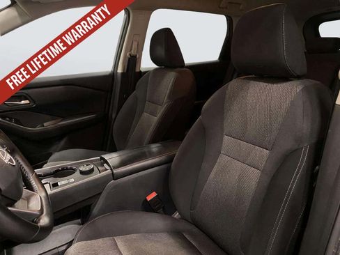Used 2025 Nissan Rogue SV AWD/4WD image 31