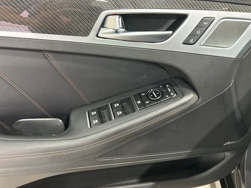 Used 2019 Genesis G80 3.3T Sport image 13