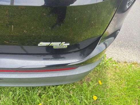 Used 2018 Ford Edge SEL image 5