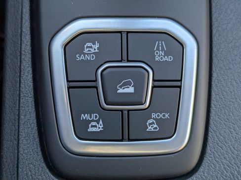 New 2026 Nissan Frontier PRO-4X w/ Tow Package image 20