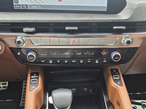 Certified 2024 Kia Telluride SX Prestige X-Line AWD/4WD image 21