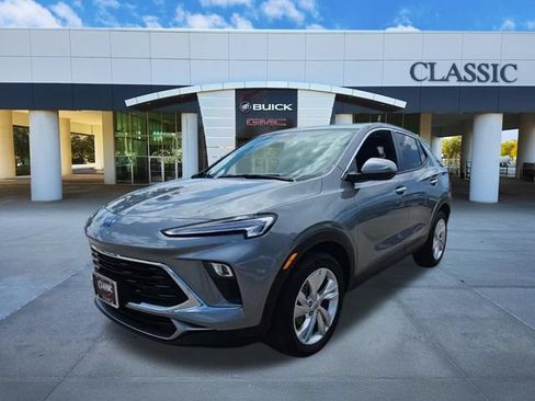 Used 2025 Buick Encore GX Preferred FWD image 3