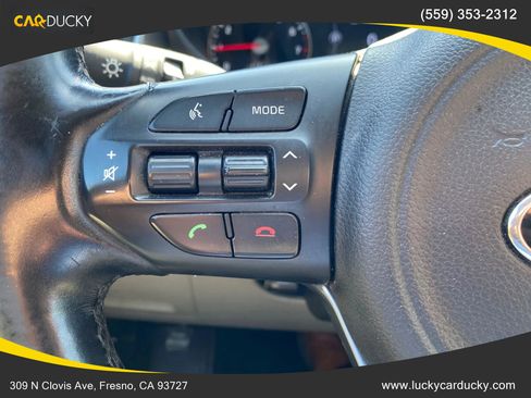 Used 2016 Kia Sorento EX image 12