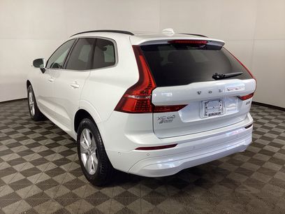 Used 2022 Volvo XC60 B5 Momentum