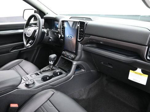 New 2025 Ford Ranger Lariat w/ FX4 Off-Road Package image 33
