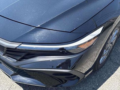 Certified 2024 Hyundai Elantra SEL FWD image 8