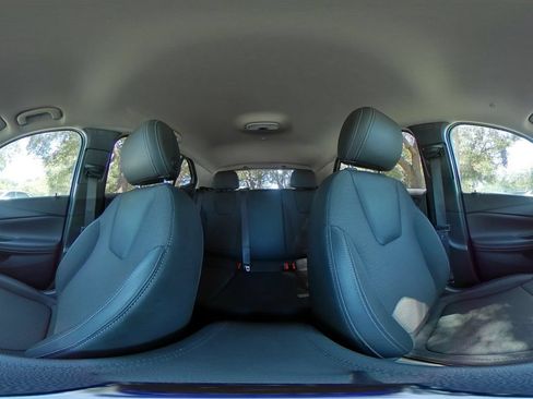 Used 2025 Buick Encore GX Preferred FWD image 41