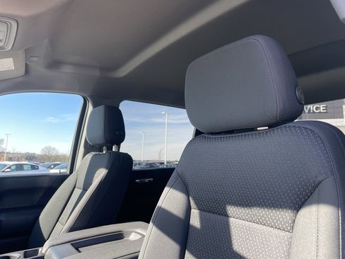 Used 2023 GMC Sierra 2500 Pro w/ Gooseneck/5TH Wheel Package image 19