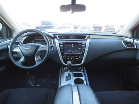 Used 2018 Nissan Murano S image 12