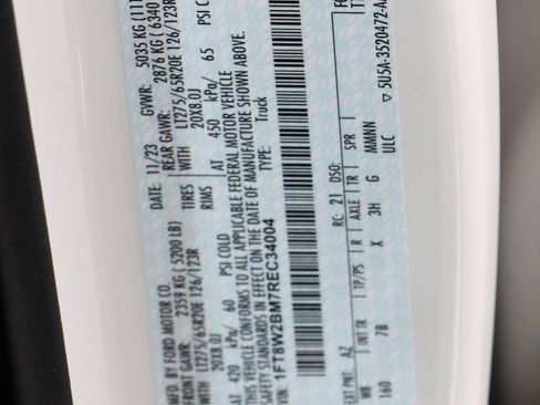 Used 2024 Ford F250 Platinum image 36