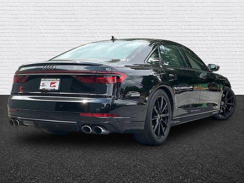 Used 2022 Audi S8 w/ S8 Executive Package AWD/4WD image 6