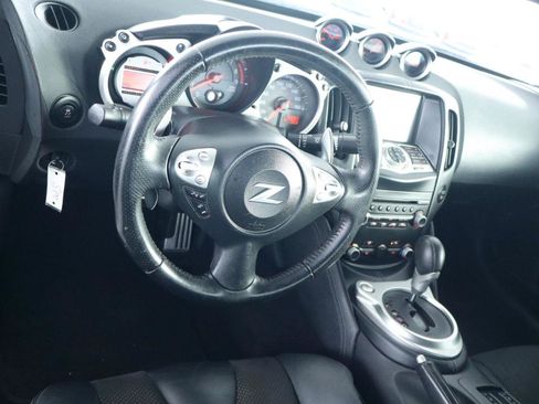 Used 2012 Nissan 370Z Touring w/ Sport Pkg RWD image 16