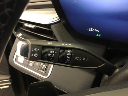 Used 2025 Buick Enclave Preferred image 29