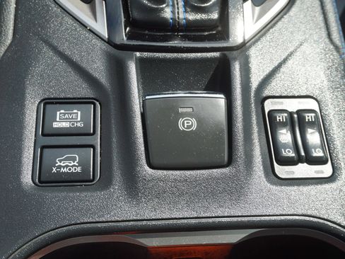 Used 2021 Subaru Crosstrek Hybrid w/ Moonroof Package w/Navigation AWD/4WD image 20