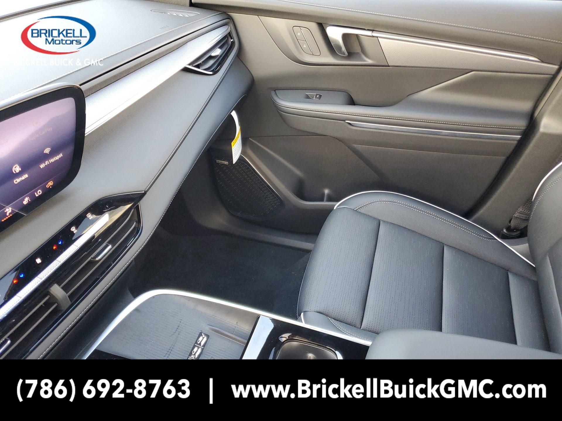 New 2026 Buick Enclave Sport Touring w/ Power Package FWD image 28