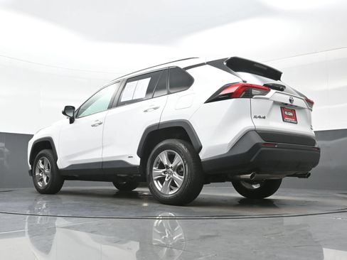 Used 2024 Toyota RAV4 XLE w/ Convenience Package AWD/4WD image 31