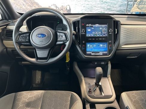 Used 2025 Subaru Forester image 3