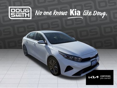 Certified 2024 Kia Forte LXS image 8