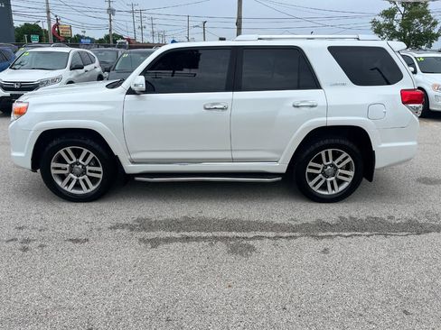 Used 2013 Toyota 4Runner Limited AWD/4WD image 2