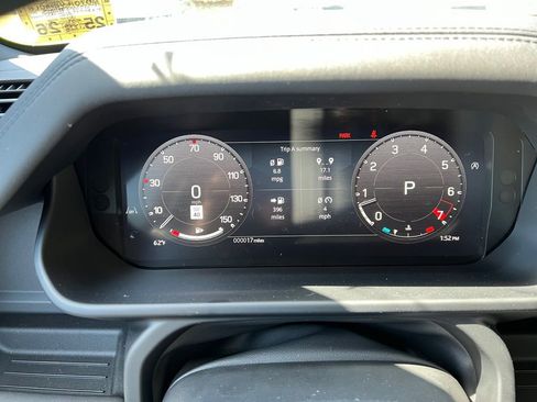 New 2025 Land Rover Defender 110 S image 17