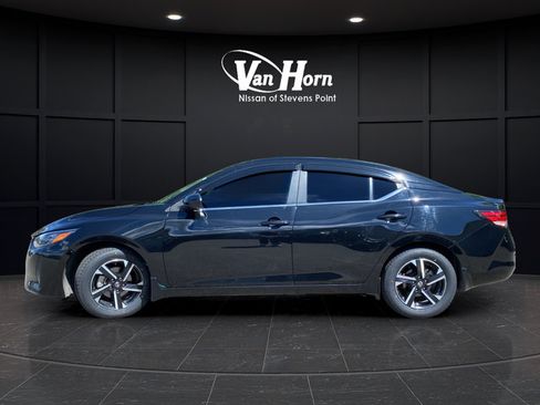 Used 2024 Nissan Sentra SV w/ All-Weather Package FWD image 4