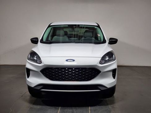 Used 2022 Ford Escape SE image 3