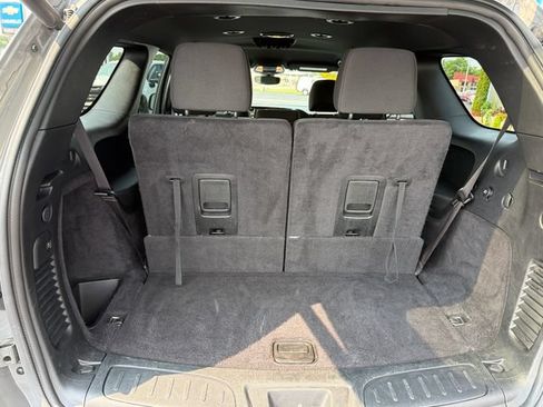 Used 2025 Dodge Durango GT AWD/4WD image 5