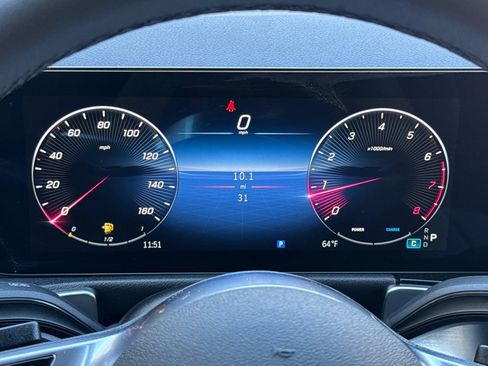 New 2025 Mercedes-Benz GLB 250 250 image 17