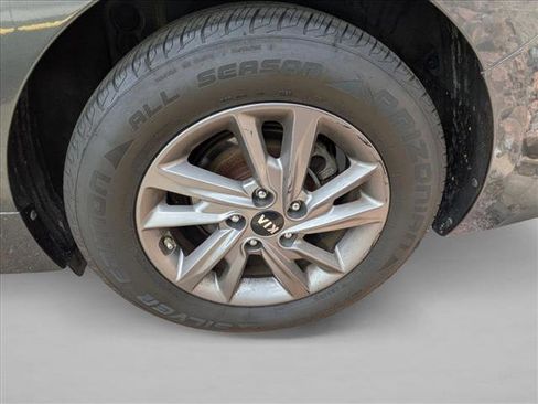 Used 2020 Kia Optima LX FWD image 8