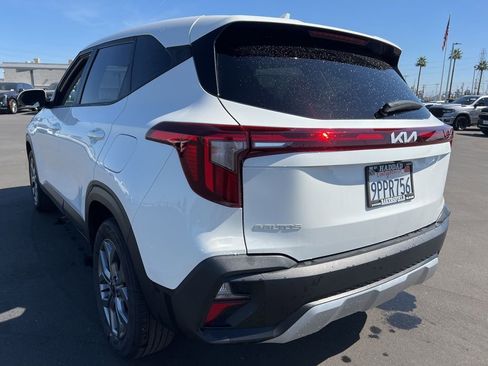 Used 2025 Kia Seltos LX AWD/4WD image 5