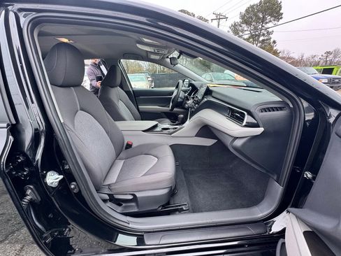 Used 2024 Toyota Camry LE image 13