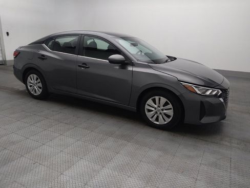 Used 2025 Nissan Sentra S image 11