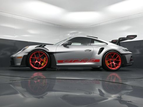 Used 2025 Porsche 911 GT3 RS RWD image 25