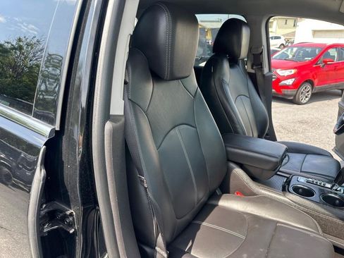 Used 2017 GMC Acadia Limited SLT AWD/4WD image 36