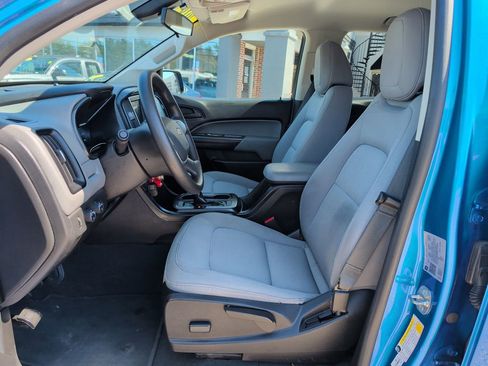 Used 2021 Chevrolet Colorado W/T w/ Custom Special Edition AWD/4WD image 15