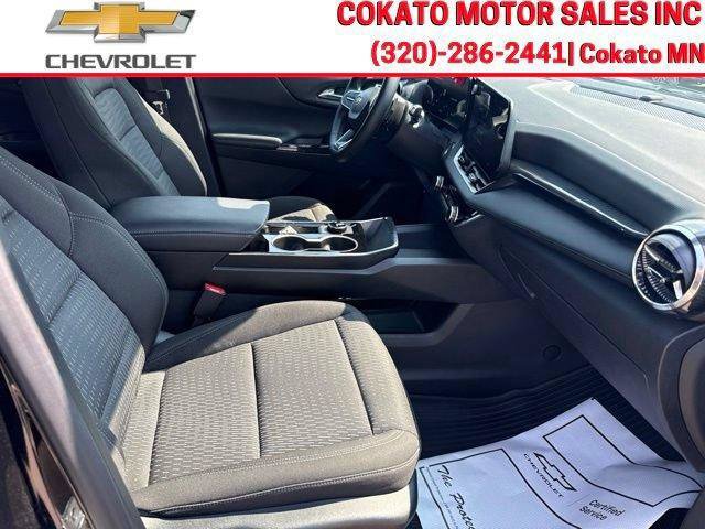 Used 2026 Chevrolet Equinox LT AWD/4WD image 14