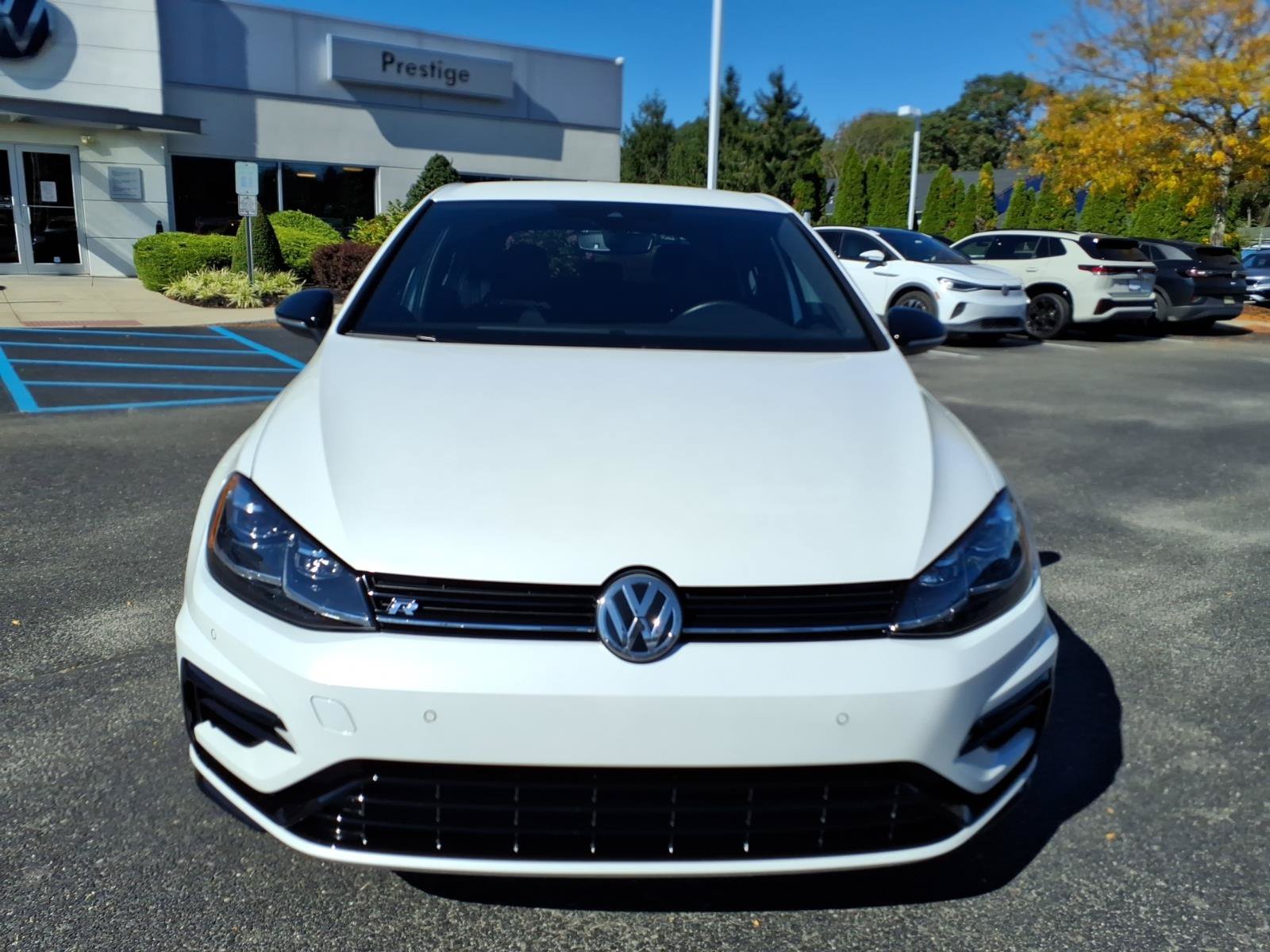 Used 2018 Volkswagen Golf R 4-Door AWD/4WD image 6