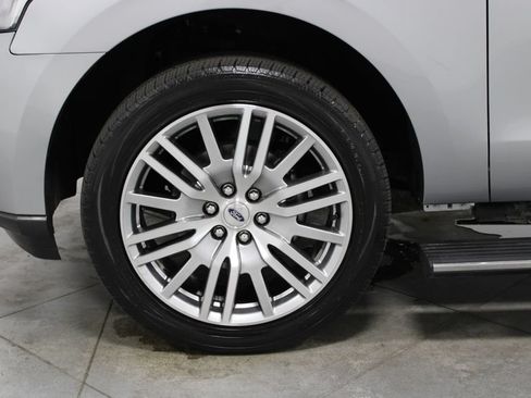 Used 2024 Ford Expedition Max Limited AWD/4WD image 18