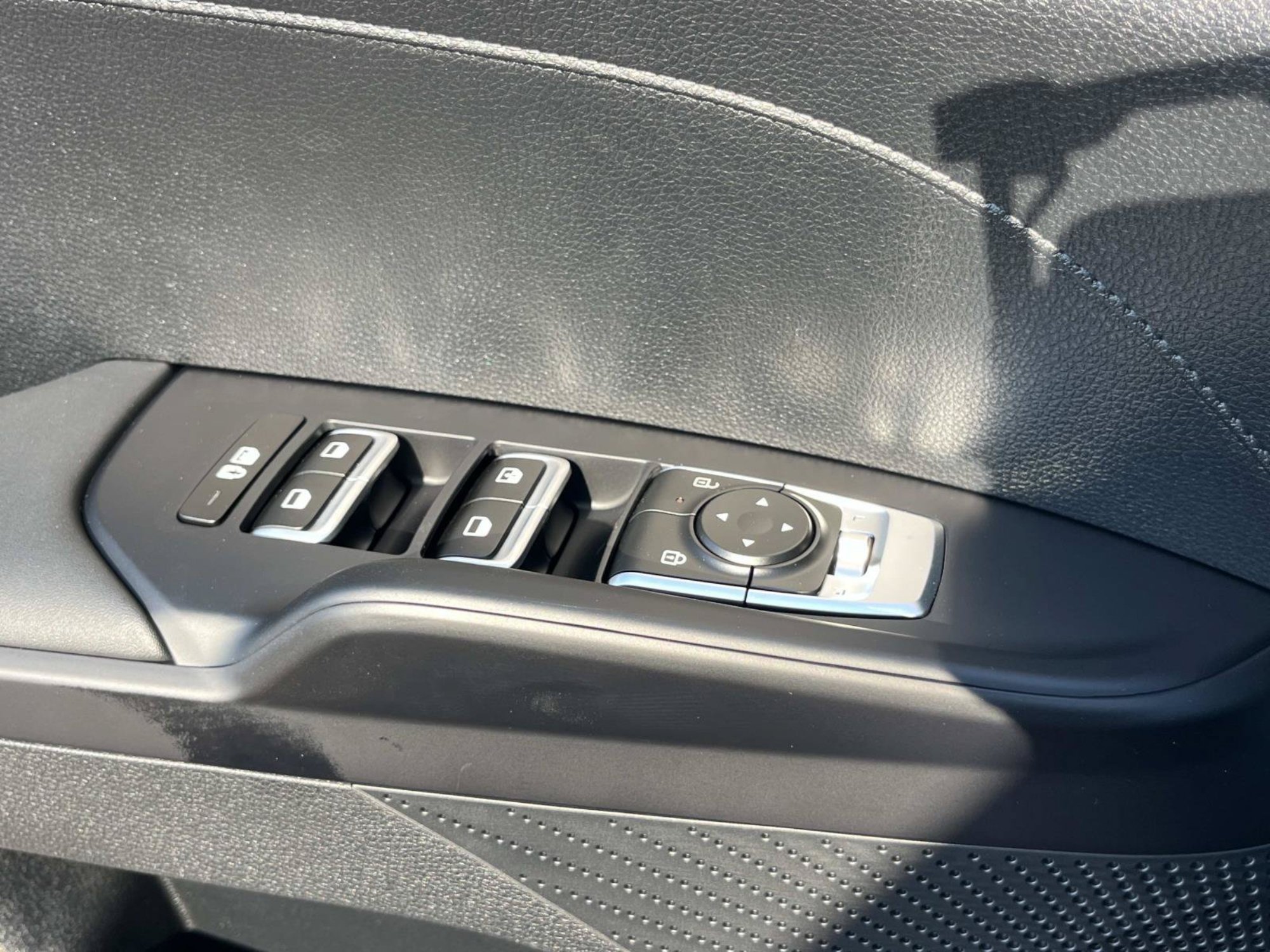 New 2026 Kia K5 LXS FWD image 21