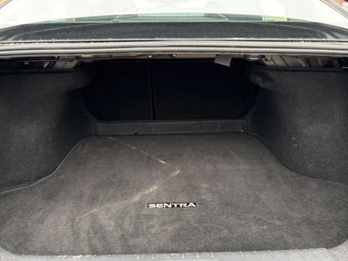 Used 2025 Nissan Sentra SV image 29