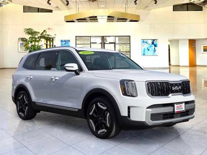 Used 2025 Kia Telluride EX