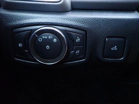 Used 2022 Ford Ranger XLT w/ Equipment Group 301A Mid image 20