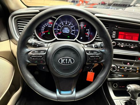 Used 2015 Kia Optima LX FWD image 12