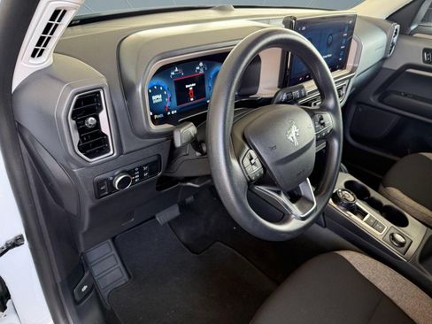 Used 2025 Ford Bronco Sport Big Bend AWD/4WD image 4