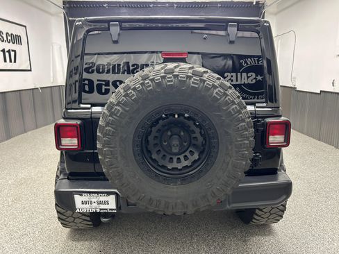 Used 2020 Jeep Wrangler Unlimited Sahara w/ Uconnect 4C Nav & Sound Group AWD/4WD image 5