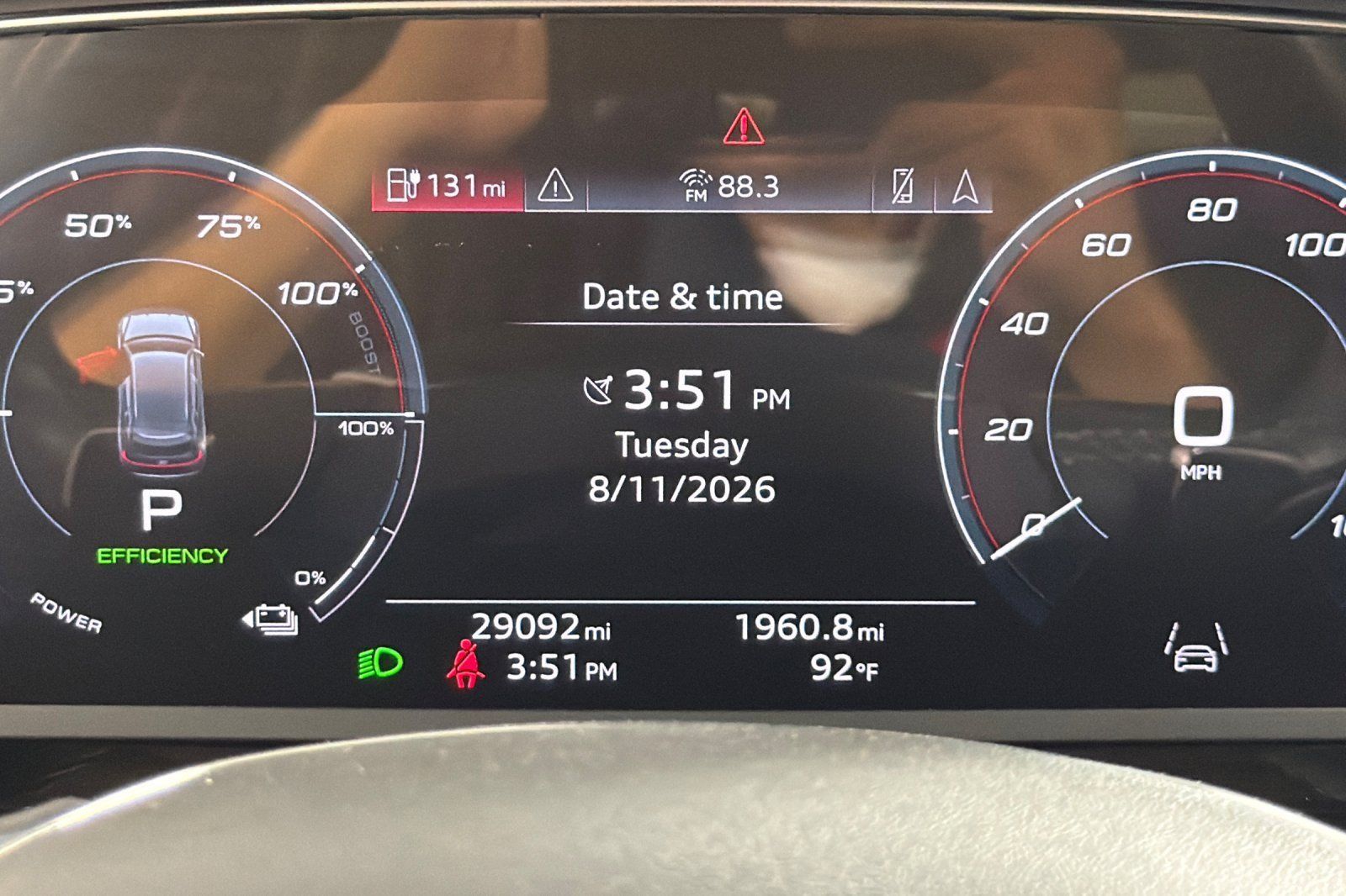 Used 2024 Audi Q8 e-tron Premium AWD/4WD image 23