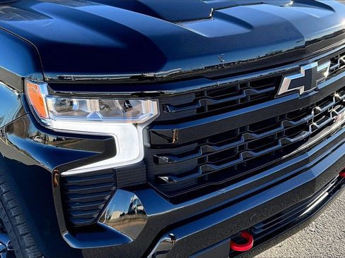 Used 2024 Chevrolet Silverado 1500 LT Trail Boss w/ LT Trail Boss Premium Package image 31