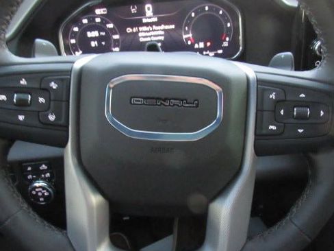 Used 2026 GMC Sierra 1500 Denali image 33