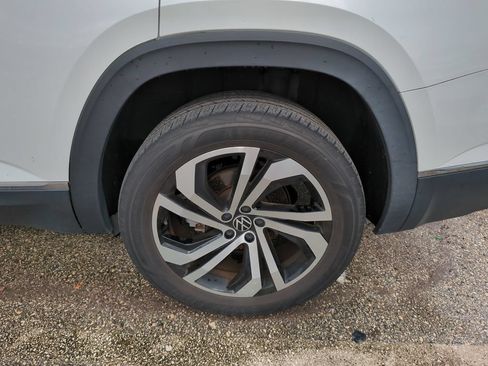 Certified 2022 Volkswagen Atlas SEL AWD/4WD image 8